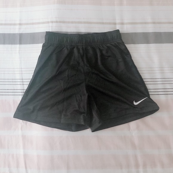 BUY 1 TAKE 1 NIKE FOOTBALL/SOCCER SHORTS - Picture 1 of 3